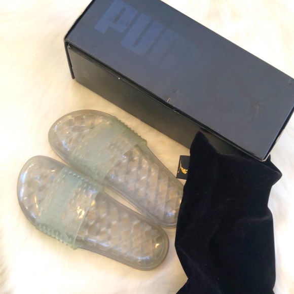 Puma FENTY Ladies Clear Jelly Slides Size 6.5 - Picture 1 of 9